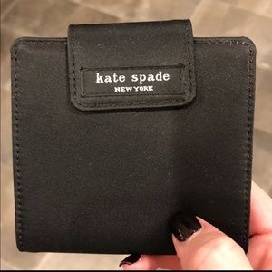 Kate spade small wallet